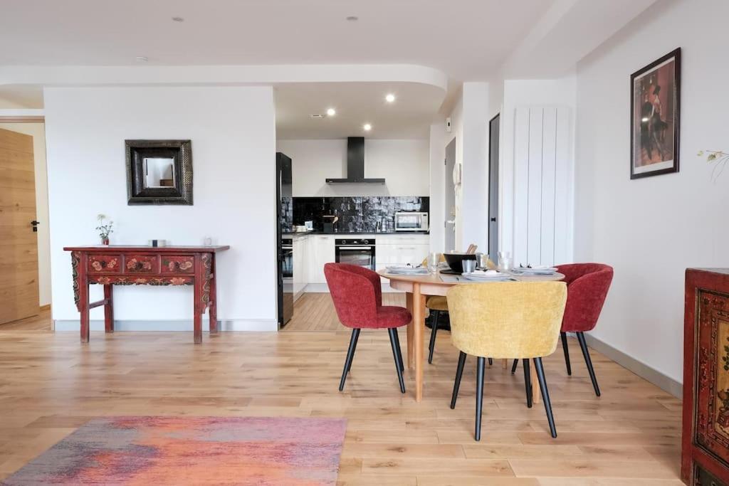 Le Joyau Des Parcs Classe 4 Etoiles Appartement Central Au Calme Avec Terrasse 비시 외부 사진