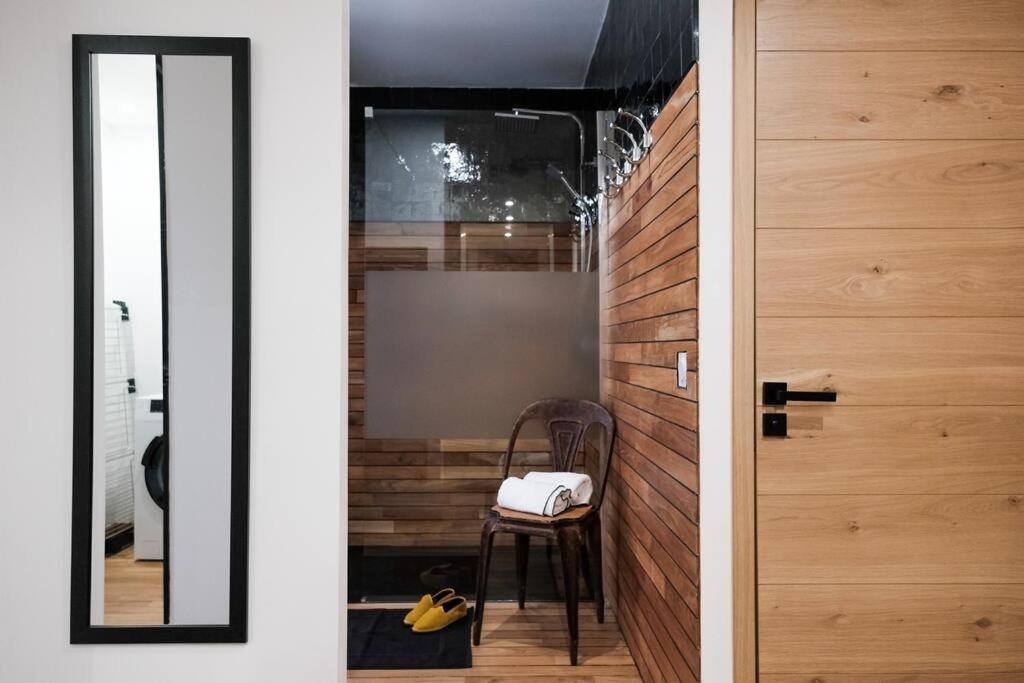 Le Joyau Des Parcs Classe 4 Etoiles Appartement Central Au Calme Avec Terrasse 비시 외부 사진